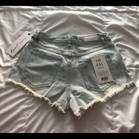 Denim shorts - Picture 4 of 7